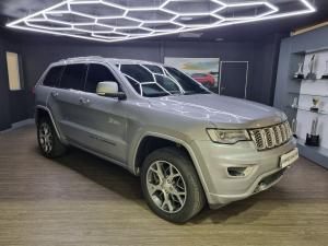 Jeep Grand Cherokee 3.6L Overland - Image 1