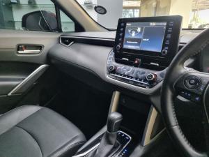 Toyota Corolla Cross 1.8 Hybrid XS - Image 14