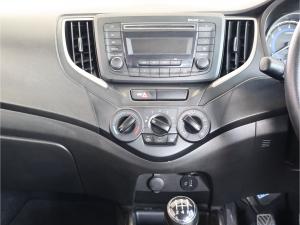 Toyota Starlet 1.4 Xi - Image 10