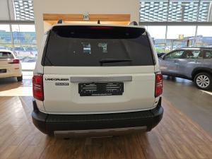 Toyota Land Cruiser Prado 2.8GD TX - Image 5