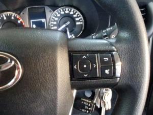 Toyota Hilux 2.4 GD-6 Raider X 4X4 automaticD/C - Image 10