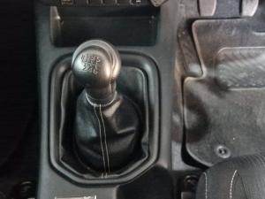 Toyota Hilux 2.4 GD-6 Raider X 4X4 automaticD/C - Image 13