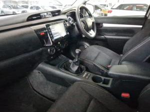 Toyota Hilux 2.4 GD-6 Raider X 4X4 automaticD/C - Image 7