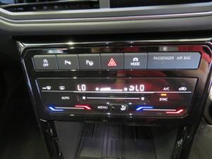 Volkswagen T-CROSS 1.0 TSI R-LINE DSG - Image 15