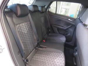 Volkswagen T-CROSS 1.0 TSI R-LINE DSG - Image 8