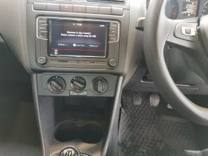 Volkswagen Polo Vivo hatch 1.4 Comfortline - Image 16