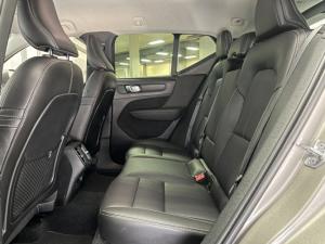 Volvo XC40 Recharge Single Motor Plus - Image 13