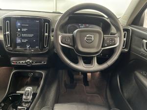 Volvo XC40 Recharge Single Motor Plus - Image 15