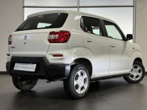 Suzuki S-Presso 1.0 GL manual - Image 9