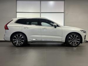 Volvo XC60 B6 AWD Ultimate Bright - Image 10