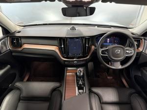 Volvo XC60 B6 AWD Ultimate Bright - Image 16