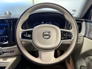 Volvo XC60 B6 AWD Ultimate Bright - Image 16