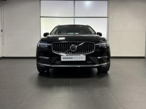 Volvo XC60 B6 AWD Ultimate Bright - Image 3