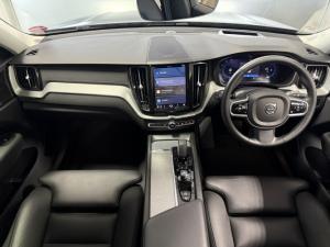 Volvo XC60 B6 AWD Ultimate Dark - Image 15