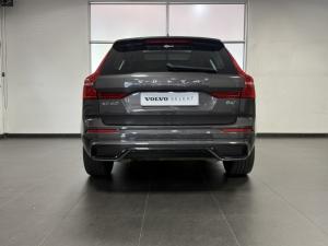 Volvo XC60 B6 AWD Ultimate Dark - Image 8