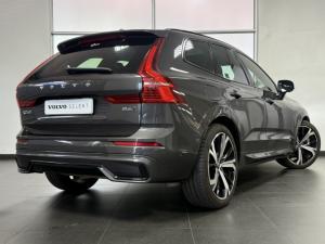 Volvo XC60 B6 AWD Ultimate Dark - Image 9