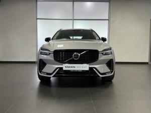 Volvo XC60 B6 AWD Ultimate Dark - Image 3