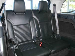 Land Rover Discovery D300 S - Image 13