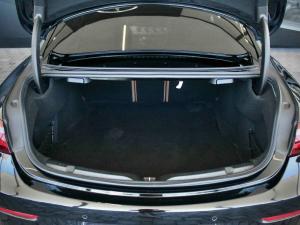 Mercedes-Benz E-Class E300 coupe AMG Line - Image 10