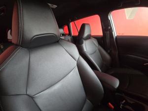 Toyota Corolla Cross 1.8 XR - Image 10
