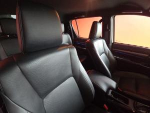 Toyota Hilux 2.8GD-6 double cab 4x4 Legend auto - Image 5