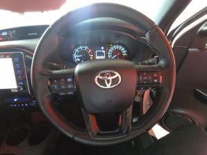 Toyota Hilux 2.8GD-6 double cab 4x4 Legend auto - Image 12