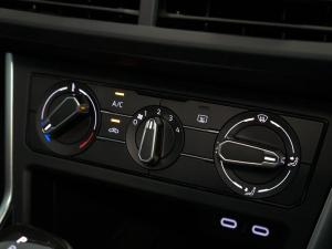 Volkswagen Polo hatch 1.0TSI Life auto - Image 21