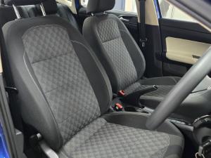 Volkswagen Polo sedan 1.6 auto - Image 12