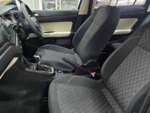 Volkswagen Polo sedan 1.6 auto - Image 4