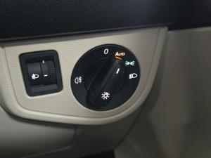 Volkswagen Polo sedan 1.6 auto - Image 9