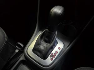 Volkswagen Polo Vivo hatch 1.6 Life - Image 7