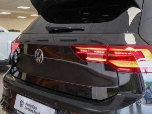 Volkswagen Golf R - Image 10