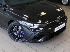 Volkswagen Golf R - Image 2