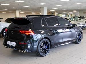 Volkswagen Golf R - Image 7
