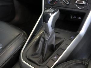 Volkswagen Polo hatch 1.0TSI Life auto - Image 13