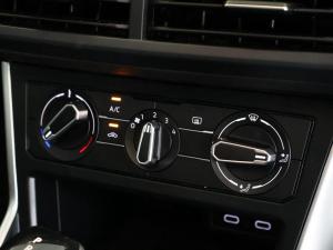 Volkswagen Polo hatch 1.0TSI Life auto - Image 17