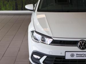 Volkswagen Polo hatch 1.0TSI Life auto - Image 6