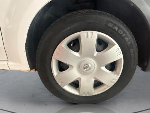 Nissan NP200 1.6i safety pack (aircon) - Image 12