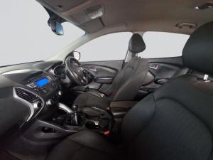 Hyundai iX35 2.0 Premium - Image 3