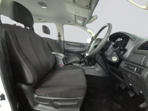 Isuzu D-MAX 250 HO HI-RIDE D/C - Image 14