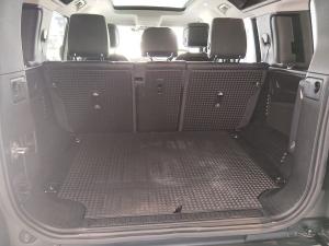 Land Rover Defender 110 D240 HSE - Image 7
