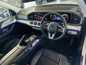 Mercedes-Benz GLE GLE300d 4Matic - Image 4
