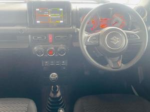 Suzuki Jimny 1.5 GLX AllGrip 3-door manual - Image 11