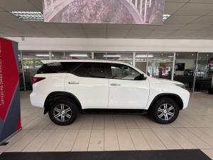 Toyota Fortuner 2.4GD-6 auto - Image 3