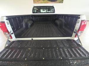 Toyota Hilux 2.4GD-6 Xtra cab Raider auto - Image 19