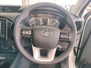 Toyota Hilux 2.4GD-6 double cab Raider auto - Image 8