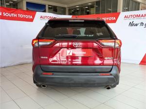 Toyota RAV4 2.0 GX auto - Image 5