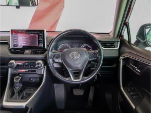 Toyota RAV4 2.0 GX auto - Image 8
