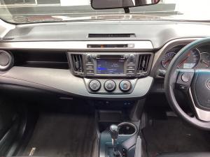 Toyota RAV4 2.0 GX auto - Image 15