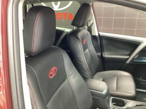 Toyota RAV4 2.0 GX auto - Image 17